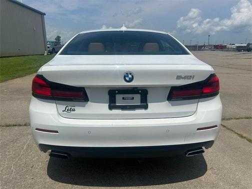 2022 BMW 540 i