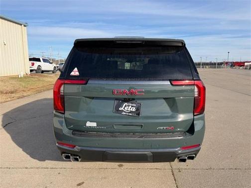 2026 GMC Yukon 4WD AT4