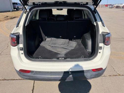 White Clearcoat 2021 Jeep Compass Limited
