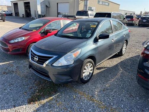 2016 Nissan Versa 1.6 SV