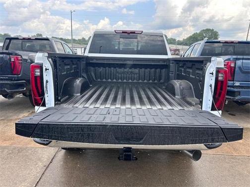 2025 GMC Sierra 2500 SLT