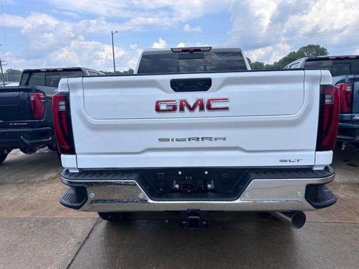 2025 GMC Sierra 2500 SLT