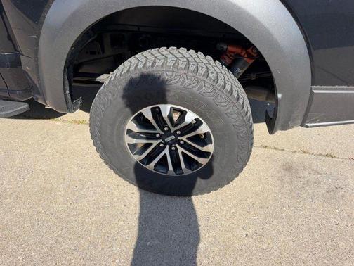 Black Metallic 2020 Ford F-150 Raptor