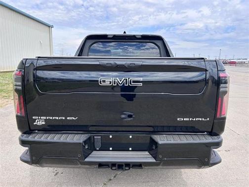 2025 GMC Sierra EV Extended Range Denali