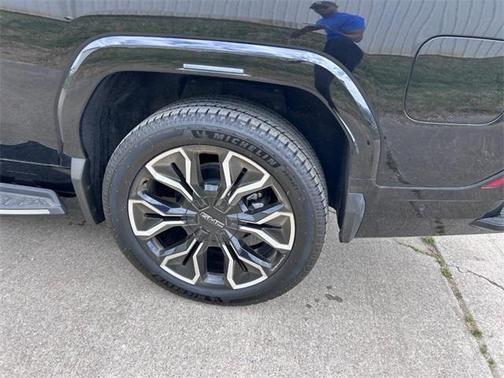 2025 GMC Sierra EV Extended Range Denali