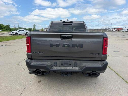 Granite Crystal Metallic Clearcoat 2025 RAM 1500 RHO Crew Cab 4x4 5'7' Box