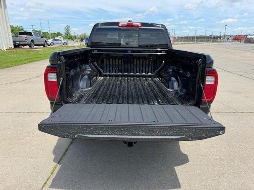Onyx Black 2026 GMC Canyon Elevation