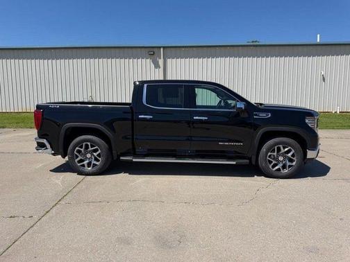 Onyx Black 2026 GMC Sierra 1500 SLT