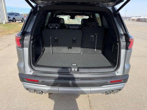 2026 GMC Acadia Elevation FWD