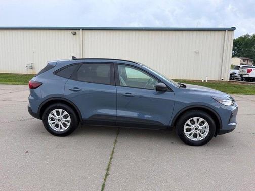 Vapor Blue Metallic 2025 Ford Escape Active
