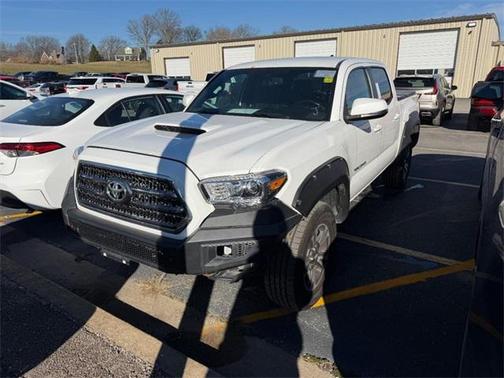 2016 Toyota Tacoma TRD Sport