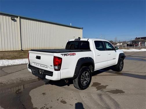 2016 Toyota Tacoma TRD Sport