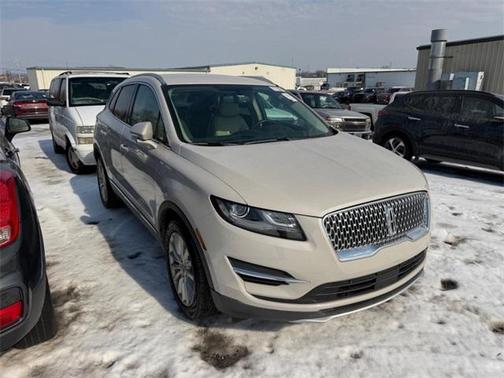 2019 Lincoln MKC Standard