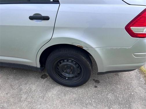 2011 Nissan Versa 1.6