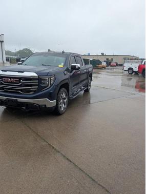 Pacific Blue Metallic 2023 GMC Sierra 1500 SLT