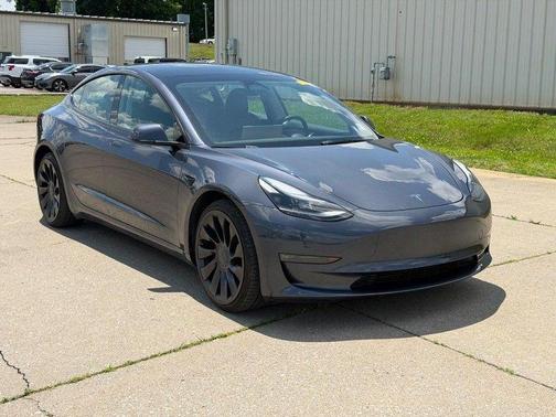 2023 Tesla Model 3 Performance