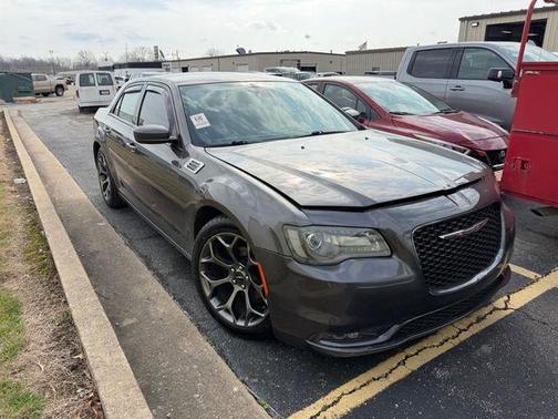 2016 Chrysler 300 S