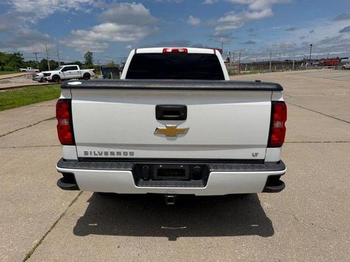 Summit White 2016 Chevrolet Silverado 1500 2LT