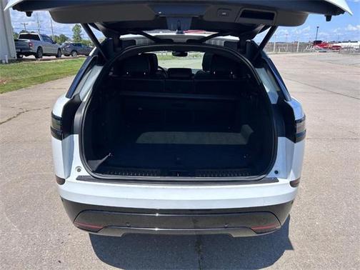 2025 Land Rover Range Rover Velar P250 SE R-Dynamic