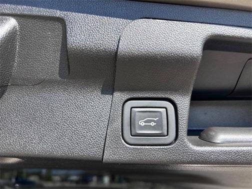 2023 GMC Acadia FWD SLE