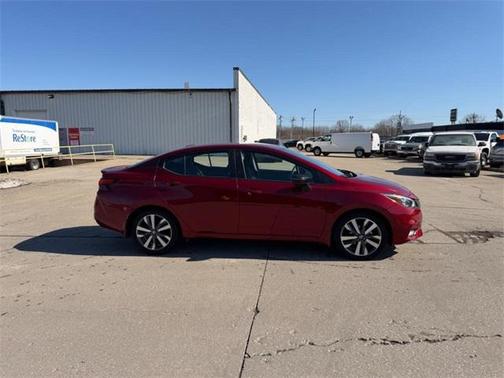 2021 Nissan Versa 1.6 S