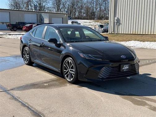 2025 Toyota Camry XLE
