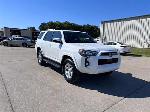 2024 Toyota 4Runner SR5