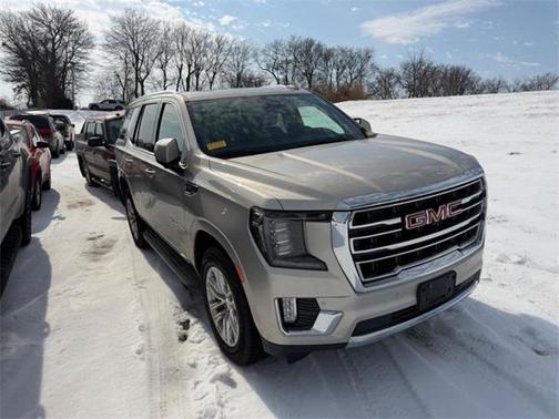 2023 GMC Yukon SLT