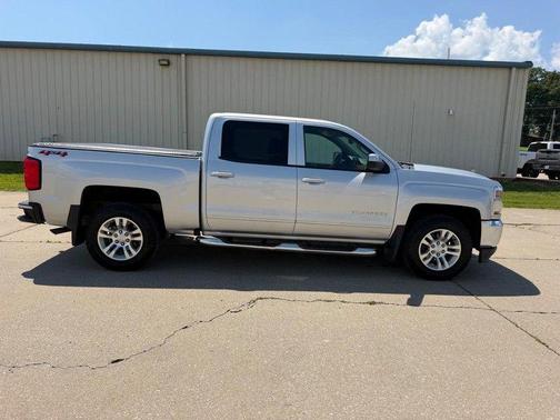 Silver Ice Metallic 2018 Chevrolet Silverado 1500 1LT