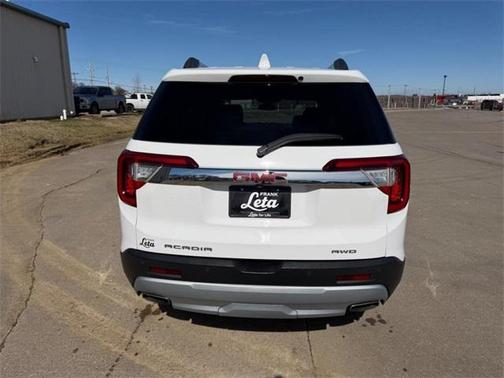 2023 GMC Acadia AWD SLT