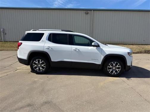 2023 GMC Acadia AWD SLT