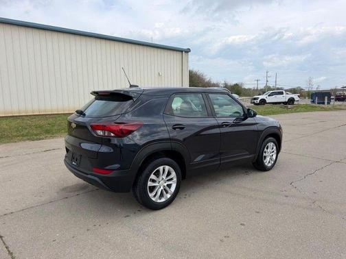 Midnight Blue Metallic 2021 Chevrolet Trailblazer LS