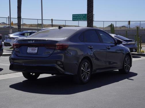 Gravity Gray 2024 Kia Forte LXS