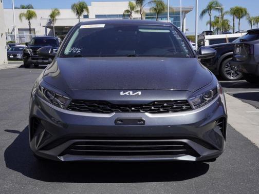 Gravity Gray 2024 Kia Forte LXS