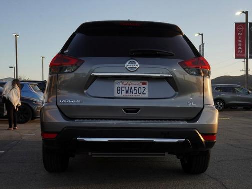 2018 Nissan Rogue SL