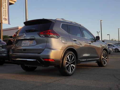 2018 Nissan Rogue SL