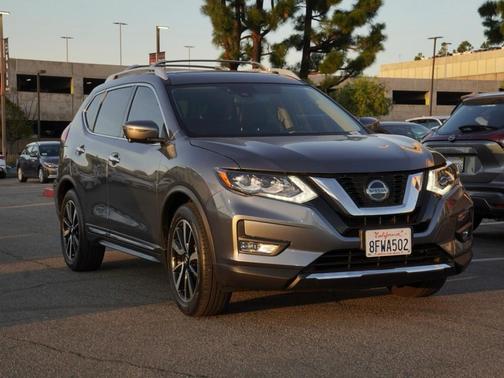 2018 Nissan Rogue SL