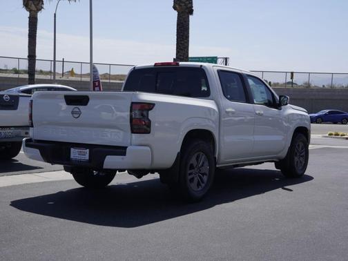 Glacier White 2026 Nissan Frontier SV