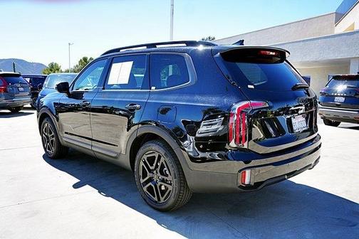 Ebony Black 2025 Kia Telluride EX X-Line