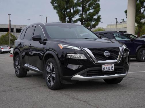 2023 Nissan Rogue Platinum