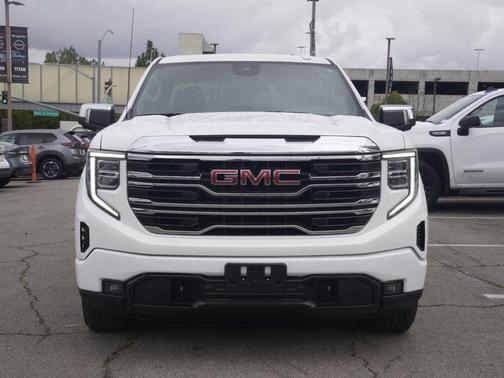 Summit White 2025 GMC Sierra 1500 SLT