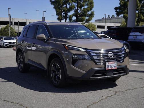 Baja Storm 2024 Nissan Rogue SV