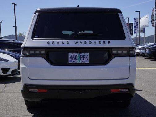 Bright White Clearcoat 2024 Jeep Grand Wagoneer L Series II