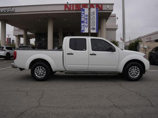 Glacier White 2016 Nissan Frontier SV