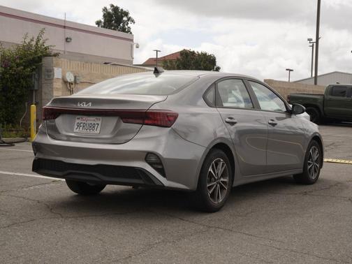 Steel Gray 2023 Kia Forte LXS