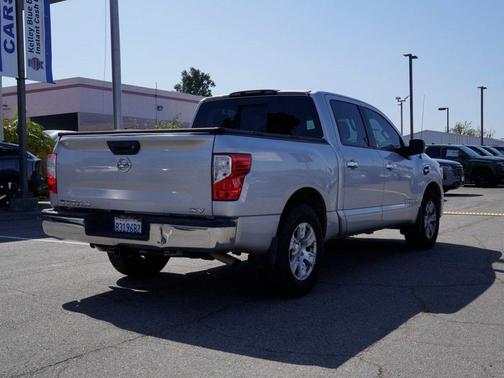 Brilliant Silver Metallic 2017 Nissan Titan SV