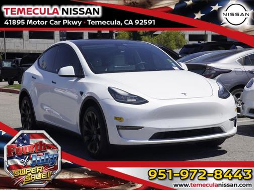 Pearl White Multi 2022 Tesla Model Y Long Range