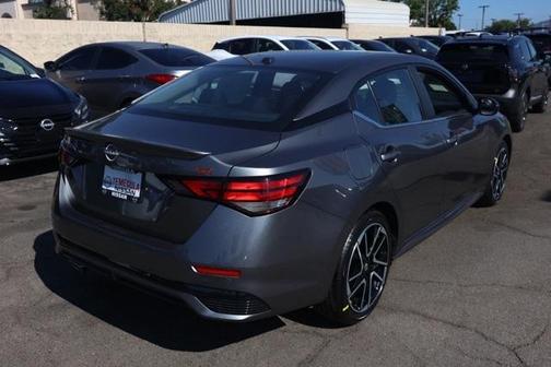 2025 Nissan Sentra SR