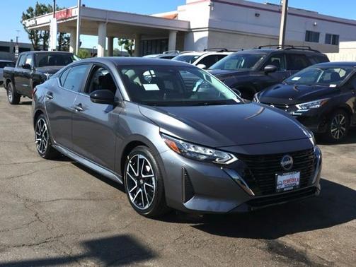 2025 Nissan Sentra SR