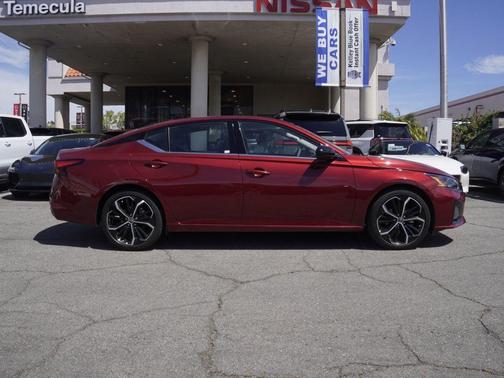 Scarlet Ember 2024 Nissan Altima 2.5 SR